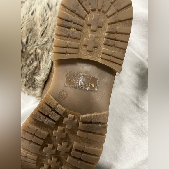 ❤️SALE🐻3 PAIRS OF BOOTS!! LIKE NEW! 👢 VALUE $650! - Picture 4 of 8